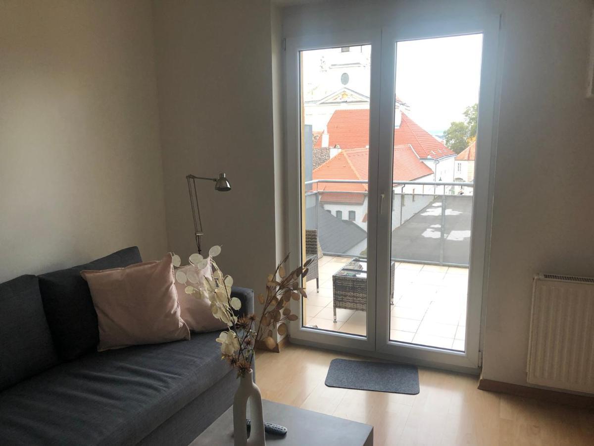 Mf City Apartment Корнойбург Екстериор снимка